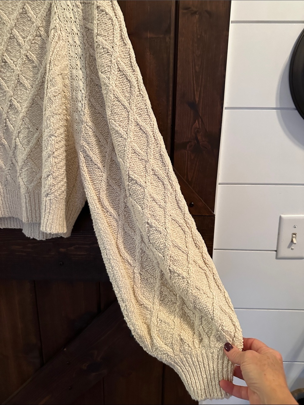 Free People Cream Cable-Knit Cropped mock neck Sweater over sized size M J44 - Picture 2 of 5